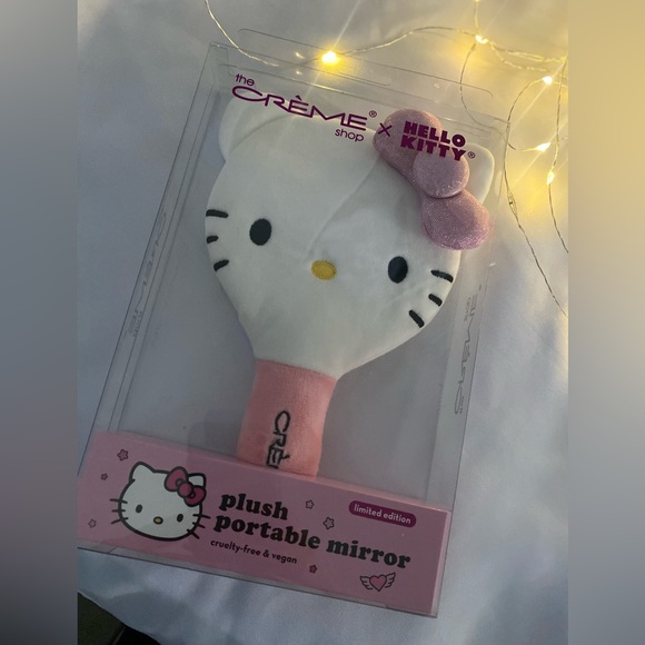 Hello Kitty Sanrio 🥰🎀 Portable Mirror 💄 - Picture 4 of 4